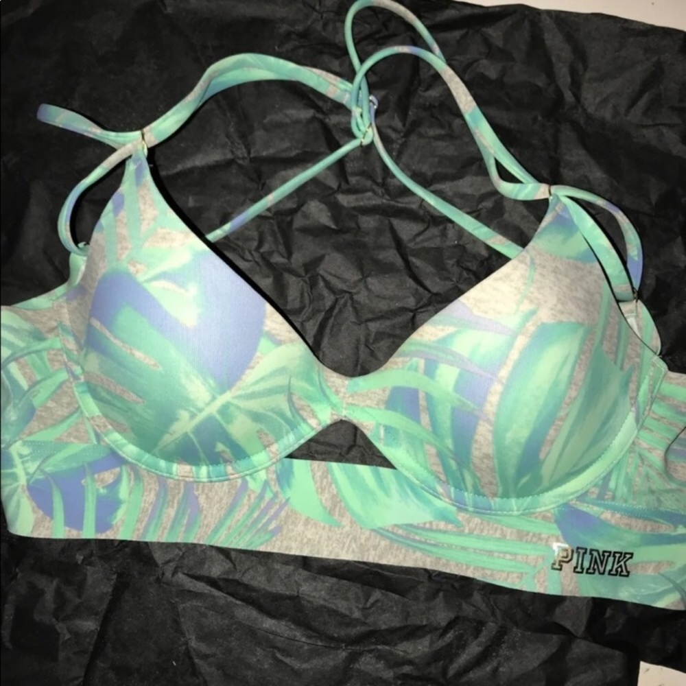 VS Bra💙💚